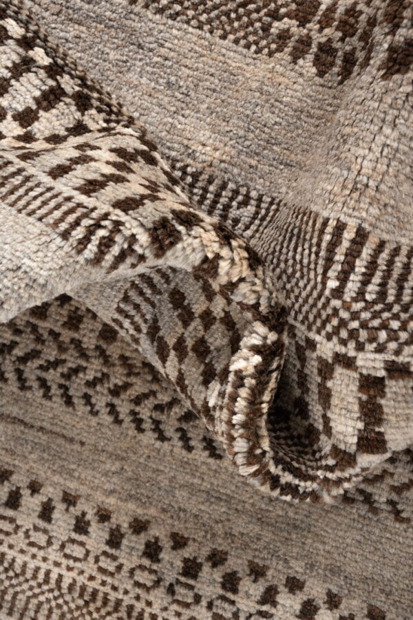 Darya Rug 236cm x 168cm / 7'8'' x 5'6'' - Image 2