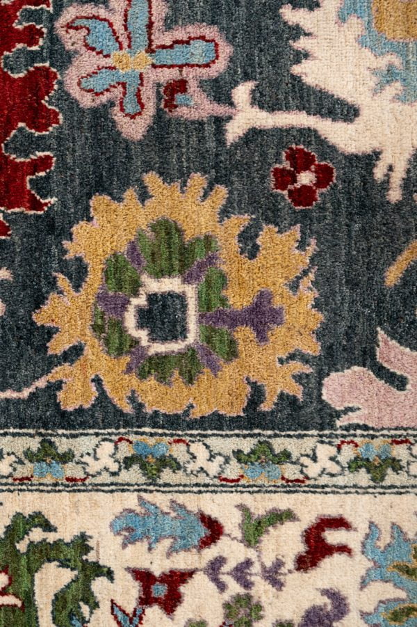 Oushak Rug 374cm x 275cm / 12'3'' x 9' - Image 8