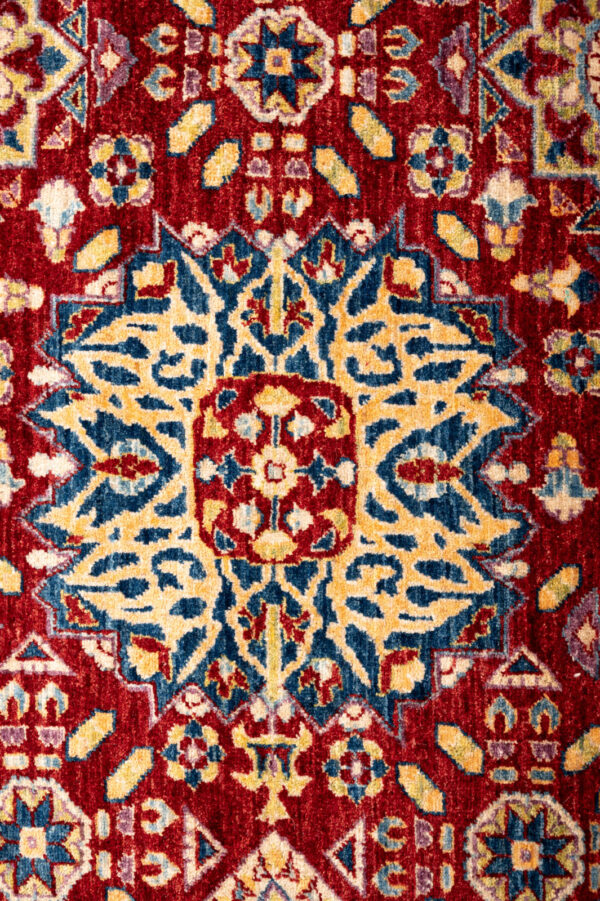 Fine Chob Rang 296cm x 244cm / 9'8'' x 8' - Image 7