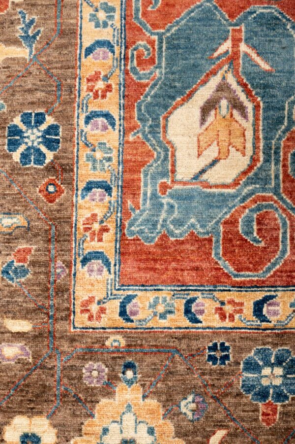 Chob Rang  300cm x 240cm / 9'10'' x 7'10'' - Image 8