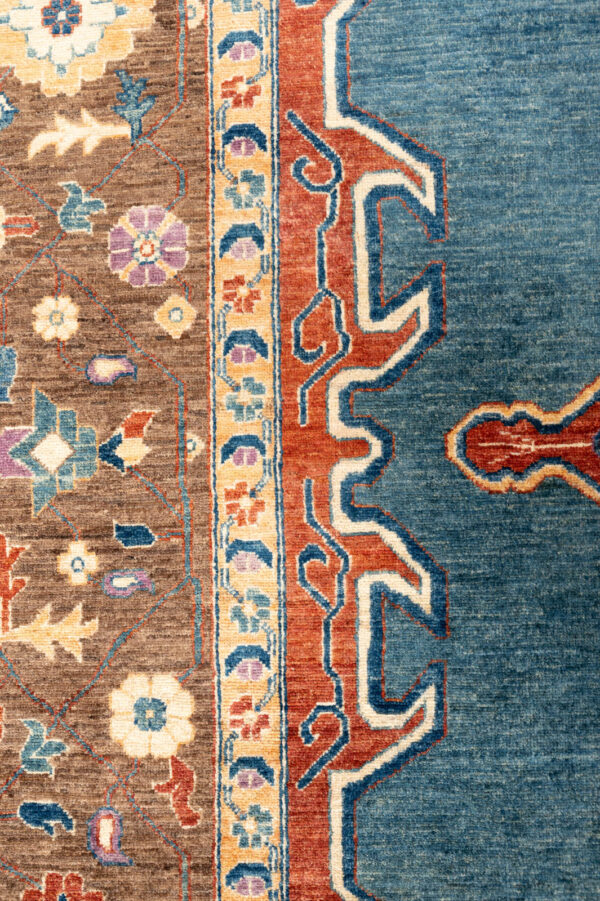 Chob Rang  300cm x 240cm / 9'10'' x 7'10'' - Image 6