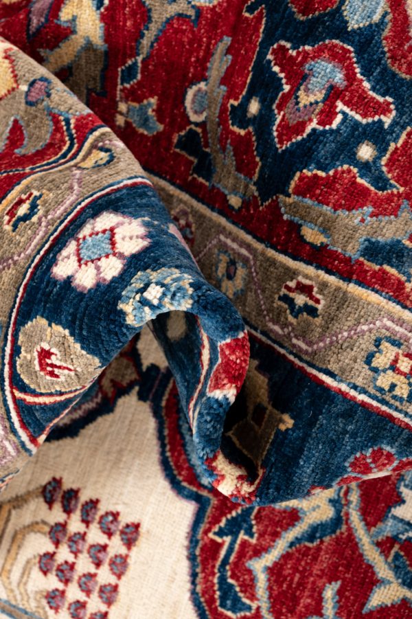 Chob Rang 309cm x 243cm / 10'2'' x 8' - Image 2