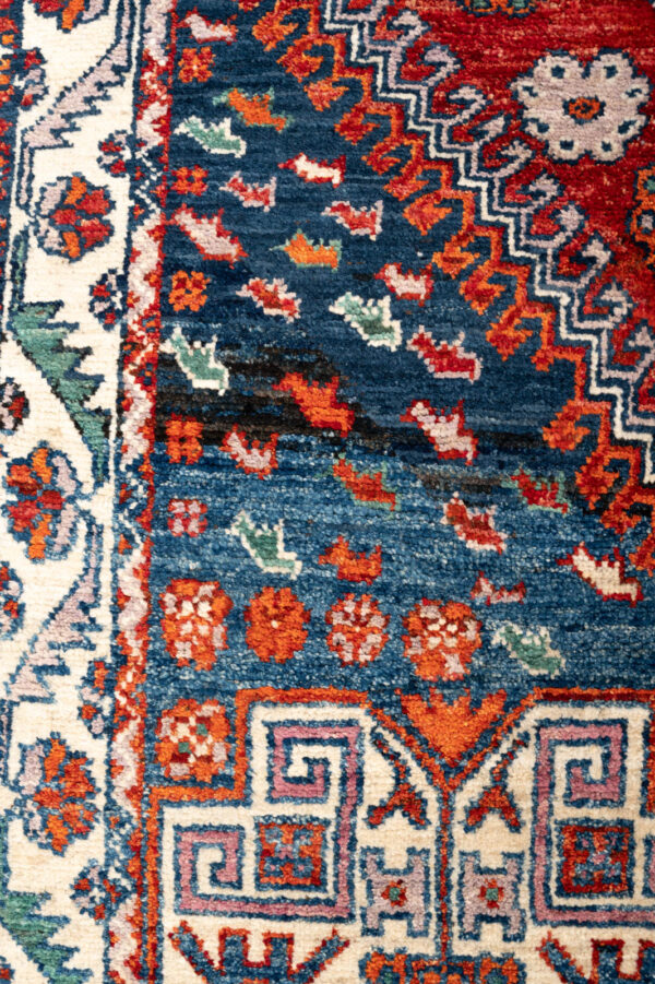 Abshar  314cm x 193cm / 10'3'' x 6'4'' - Image 8