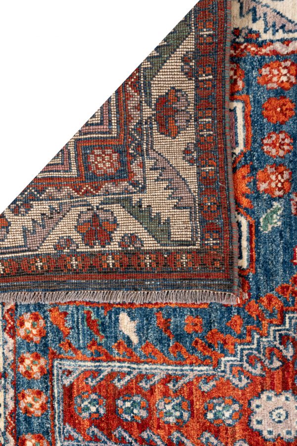 Abshar  314cm x 193cm / 10'3'' x 6'4'' - Image 9