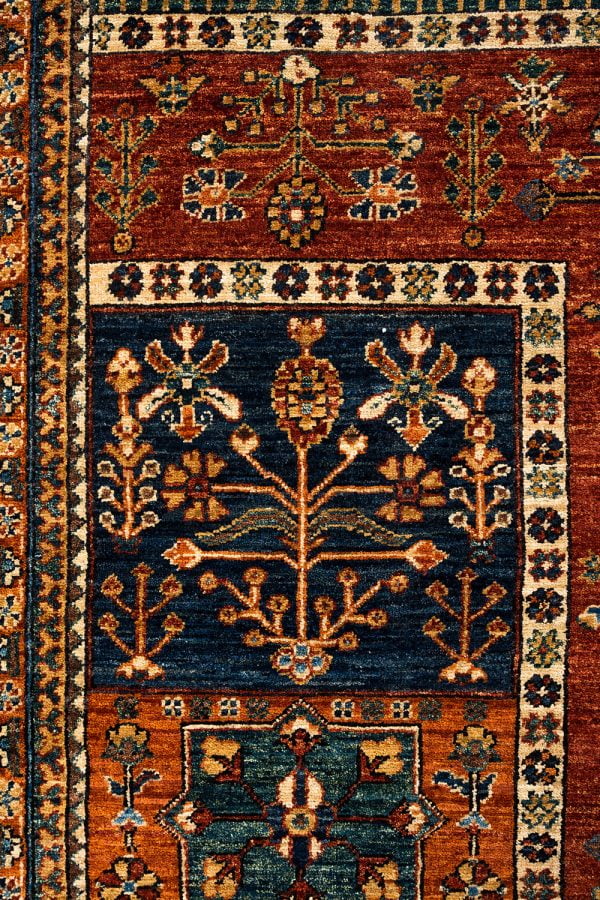 Chob Rang 300cm x 256cm / 9'10'' x 8'5'' - Image 5