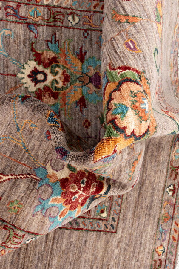 Sultani 194cm x 148cm / 6'4'' x 4'10'' - Image 2
