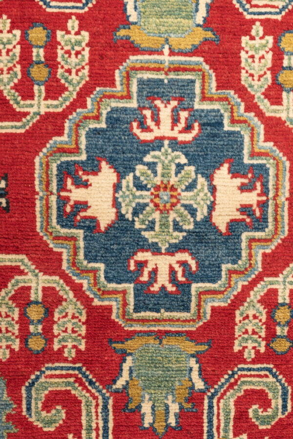 Village Kazak 787cm x 78cm / 25'10'' x 2'7'' - Image 4