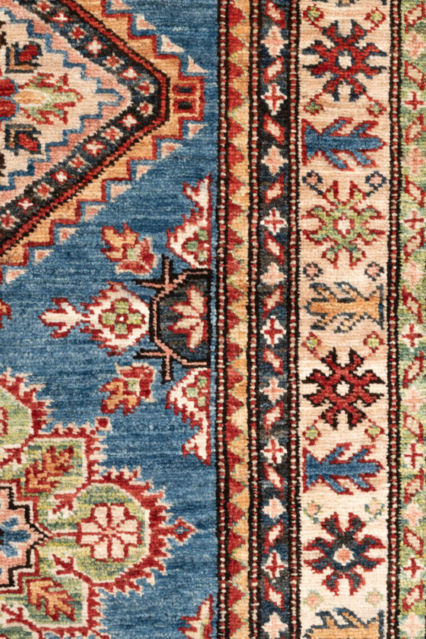 Fine Kazak 276cm x 77cm / 9' x 2'6'' - Image 7