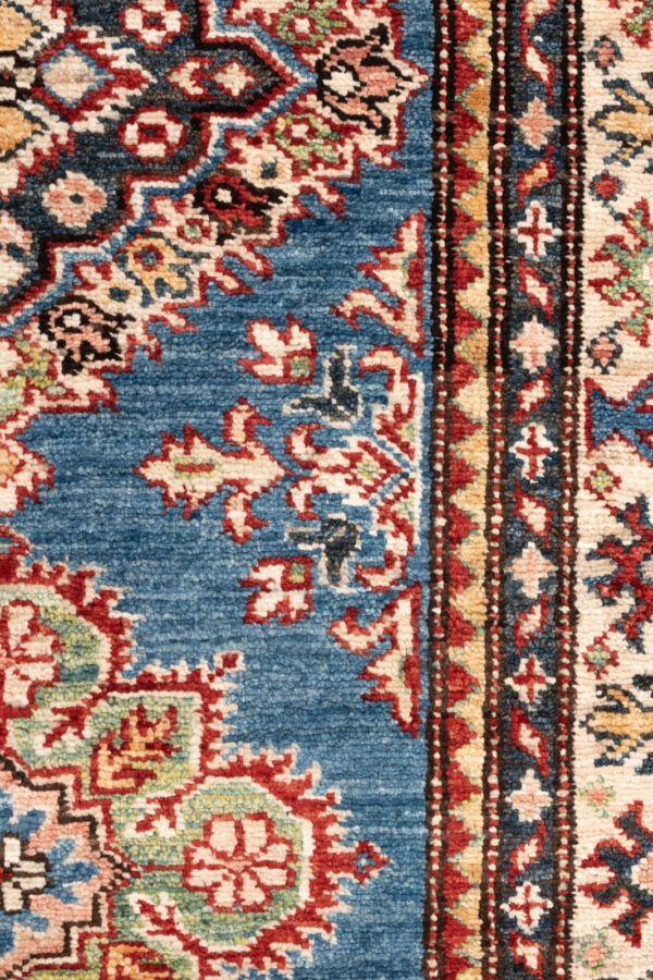 Fine Kazak 276cm x 77cm / 9' x 2'6'' - Image 8