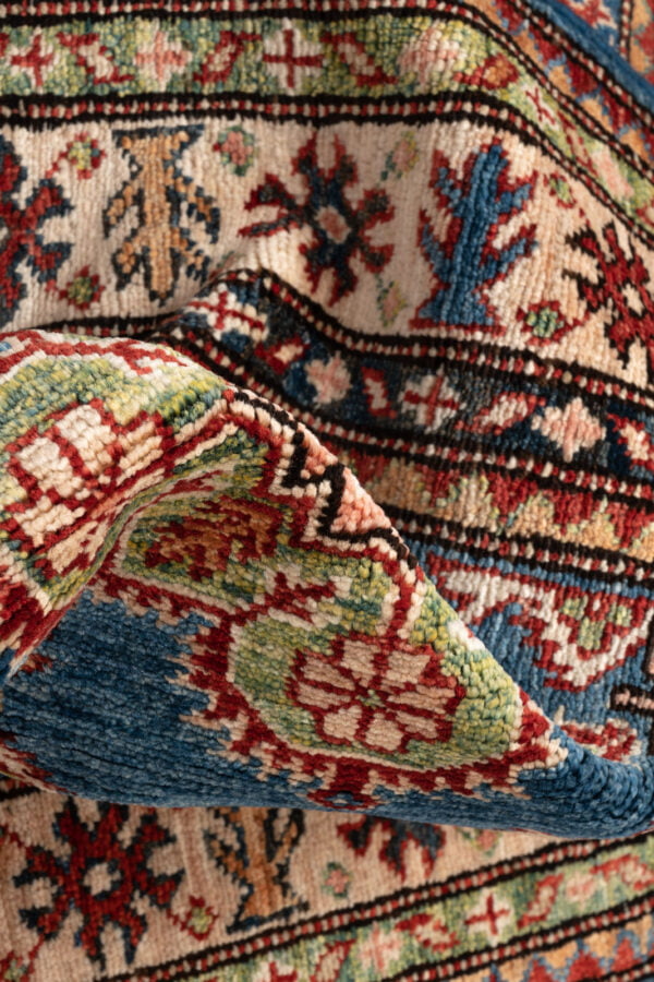 Fine Kazak 276cm x 77cm / 9' x 2'6'' - Image 2