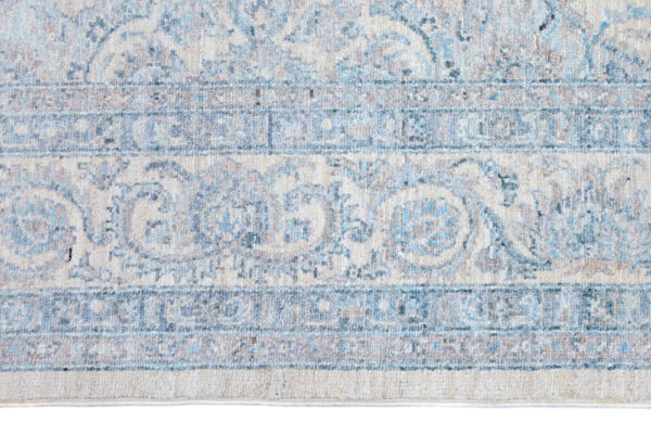 Chob Rang 297cm x 241cm / 9'9'' x 7'11'' - Image 5