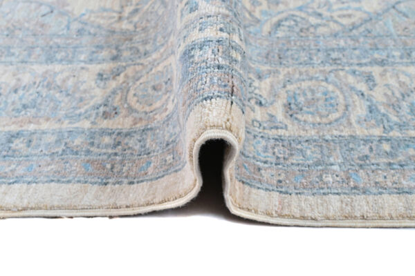 Chob Rang 297cm x 241cm / 9'9'' x 7'11'' - Image 6