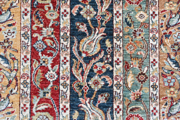 Aryana 230cm x 173cm / 7'7'' x 5'8'' - Image 3