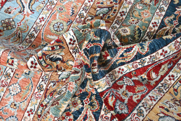 Aryana 230cm x 173cm / 7'7'' x 5'8'' - Image 2