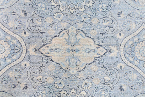 Chob Rang 297cm x 210cm /9'9'' x 6'11'' - Image 3