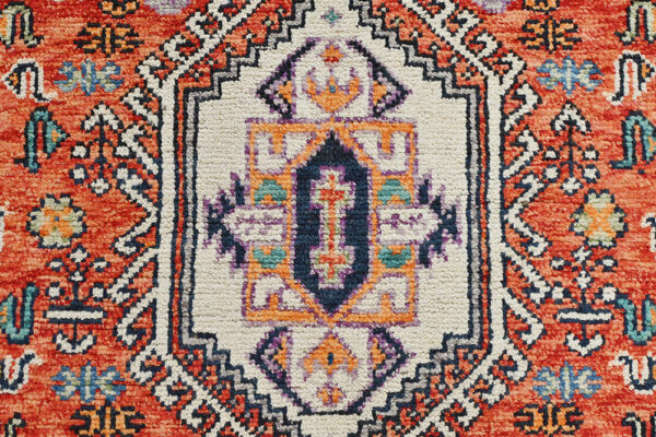 Abshar 178cm x 125cm / 5'10'' x 4'1'' - Image 2