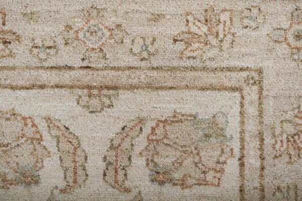 Ziegler Runner Rug 362cm x 77cm / 11'11'' x 2'6'' - Image 7
