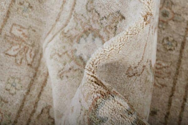 Ziegler Runner Rug 362cm x 77cm / 11'11'' x 2'6'' - Image 2