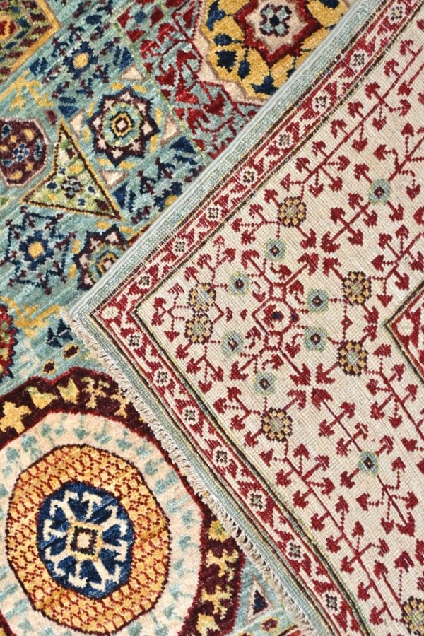 Chob Rang Mamluk 233cm x 172cm / 7ft 8in x 5ft 8in - Image 5