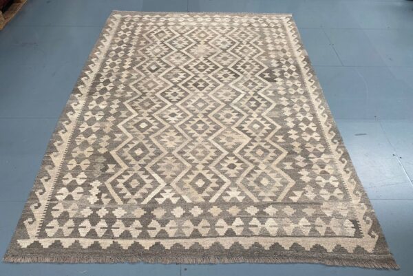 Natural Maimana Kilim 235cm x 169cm / 7ft 9in x 5ft 6in - Image 2