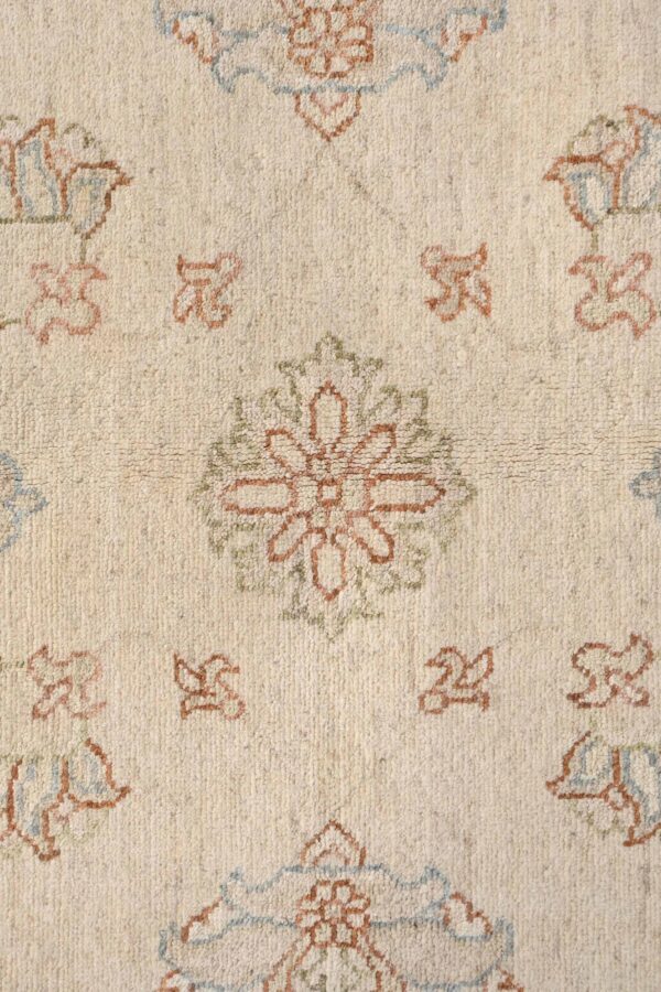 Ziegler Rug 304cm x 207cm / 10ft x 6ft 9in - Image 3