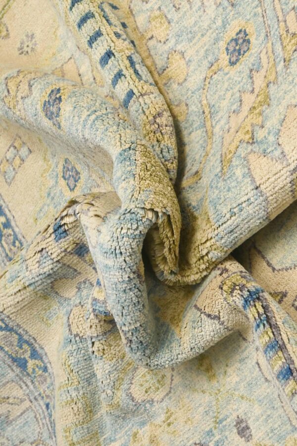 Afghan Abshar Rug 234cm x 179cm / 7'8'' x 5'10'' - Image 5